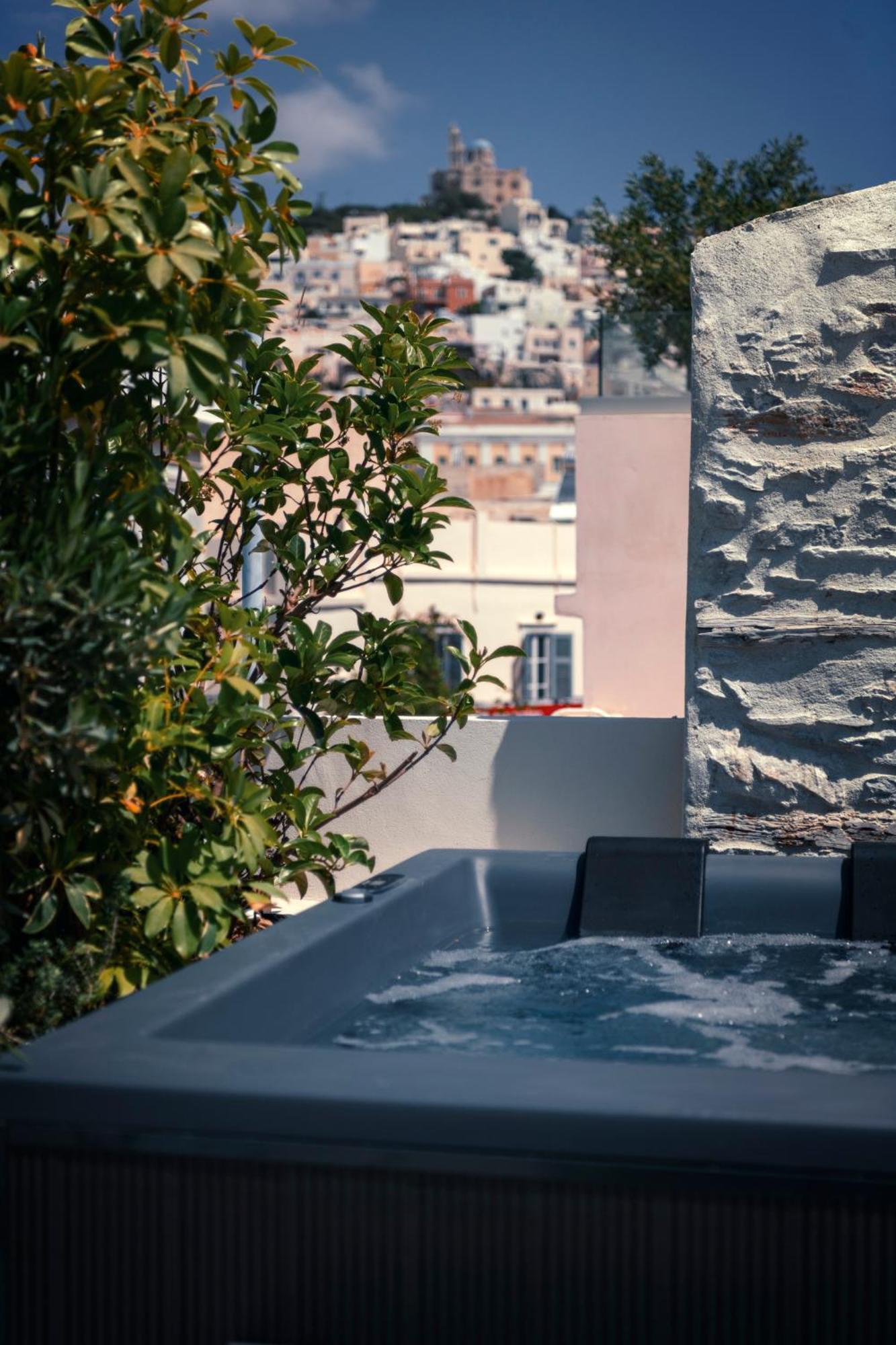 Ninemian Suites Syros 埃尔莫波利斯 外观 照片